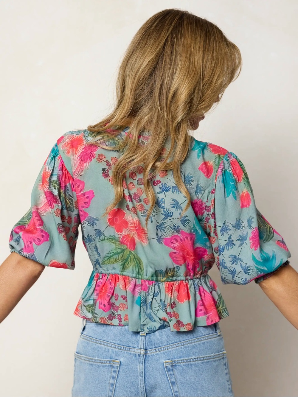 NATURAL LIFE Elisa Ruffle Tie Top Women’s size large - Picture 2 of 5